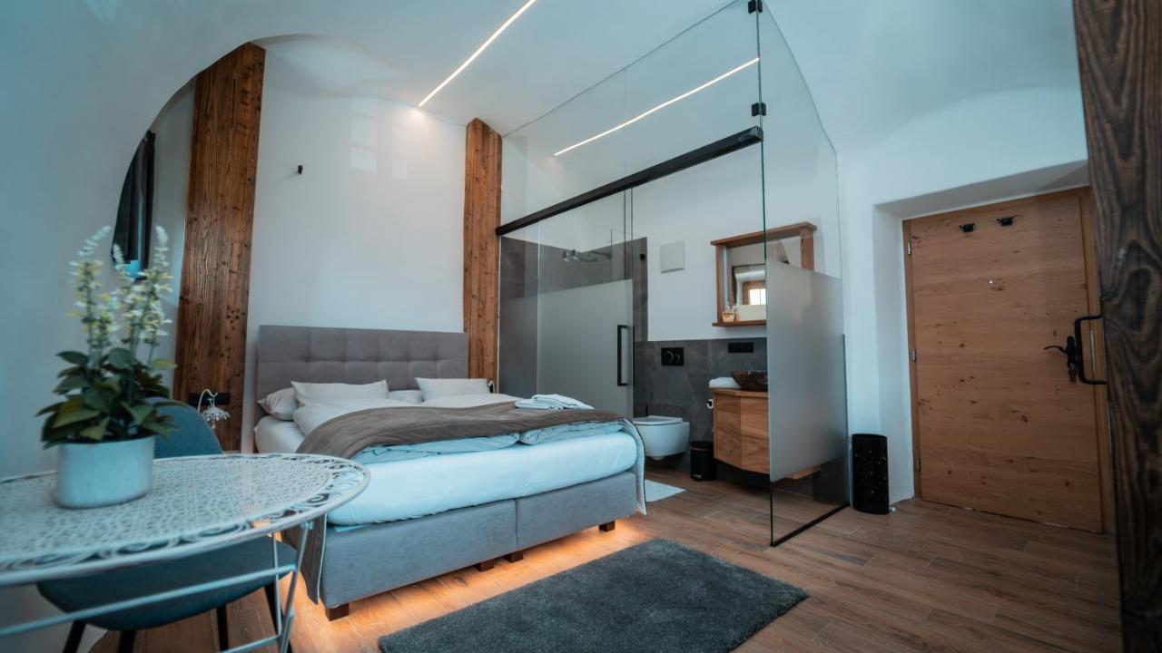 San Sigismondo Apartments, Guest House & Historic Chalet Neuhaus מראה חיצוני תמונה