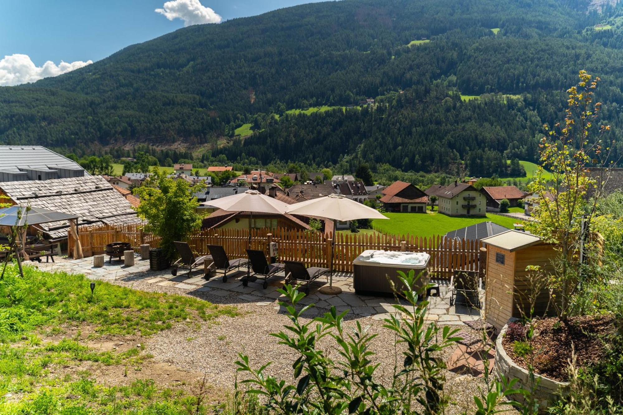 San Sigismondo Apartments, Guest House & Historic Chalet Neuhaus מראה חיצוני תמונה