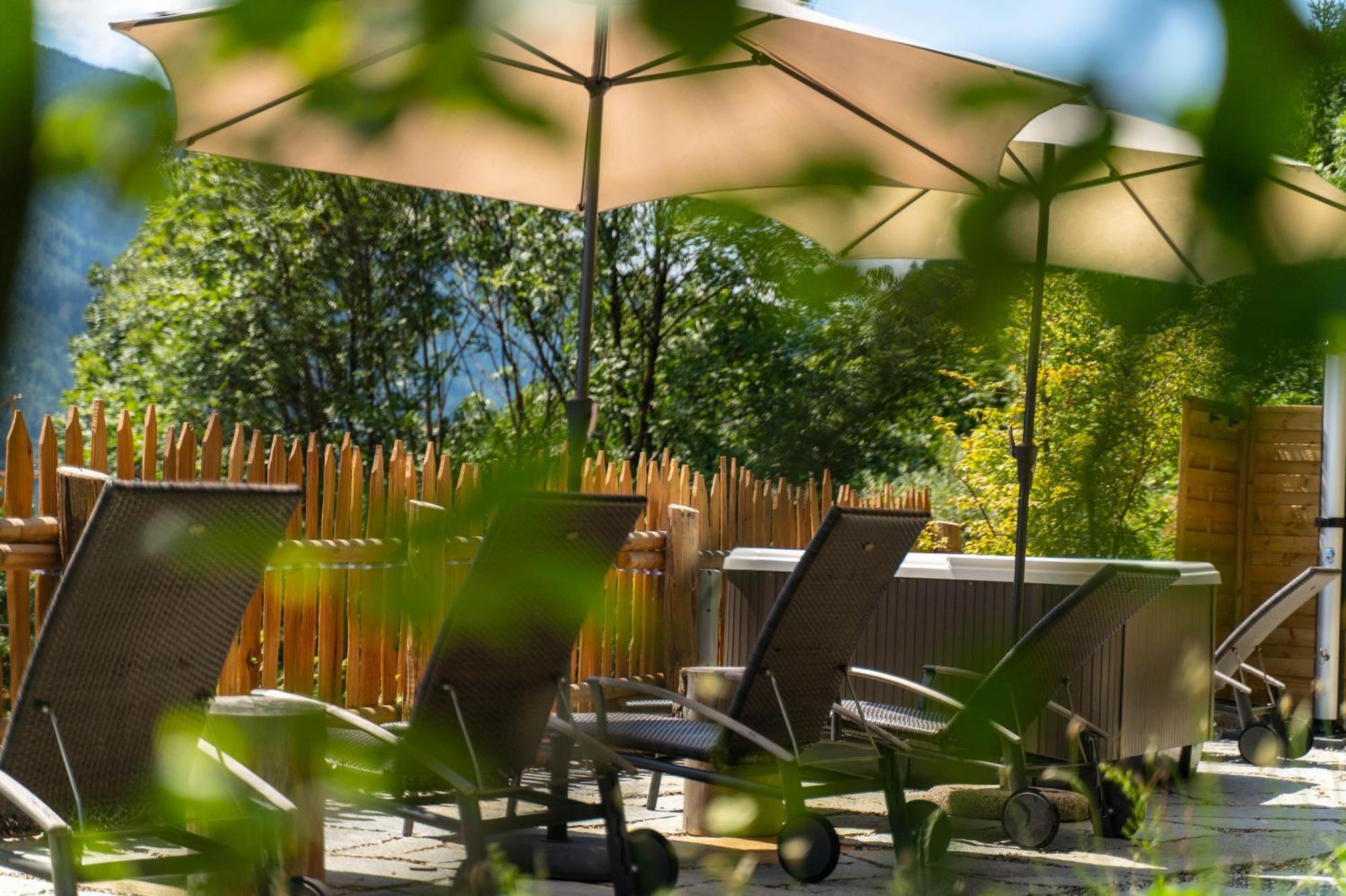 San Sigismondo Apartments, Guest House & Historic Chalet Neuhaus מראה חיצוני תמונה